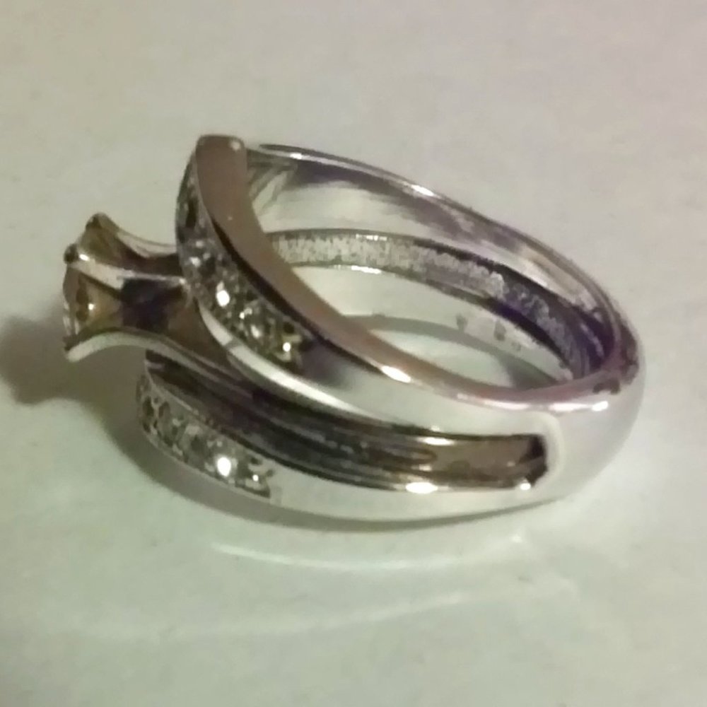Silver Wedding Set Engagement And Band Many Stones Sz 7 Has Been Worn Many Stone